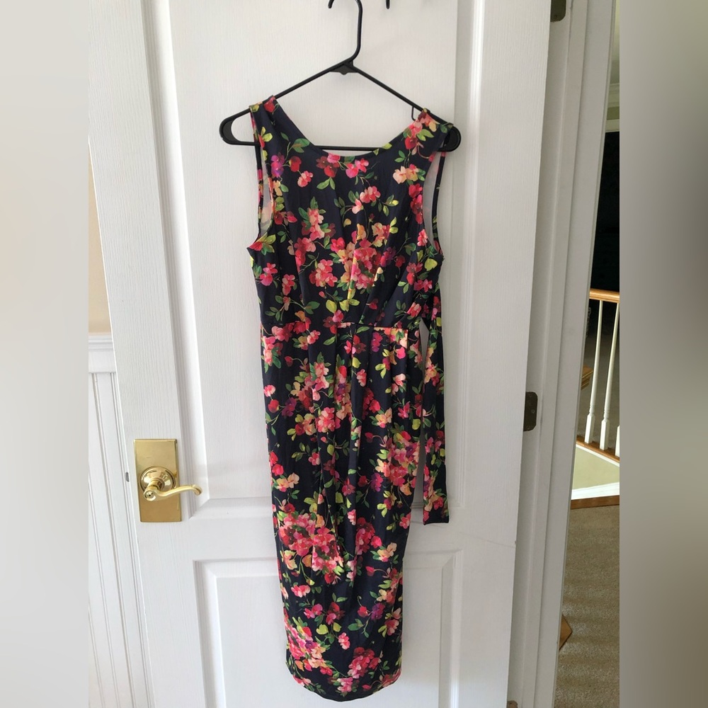 Floral maternity
